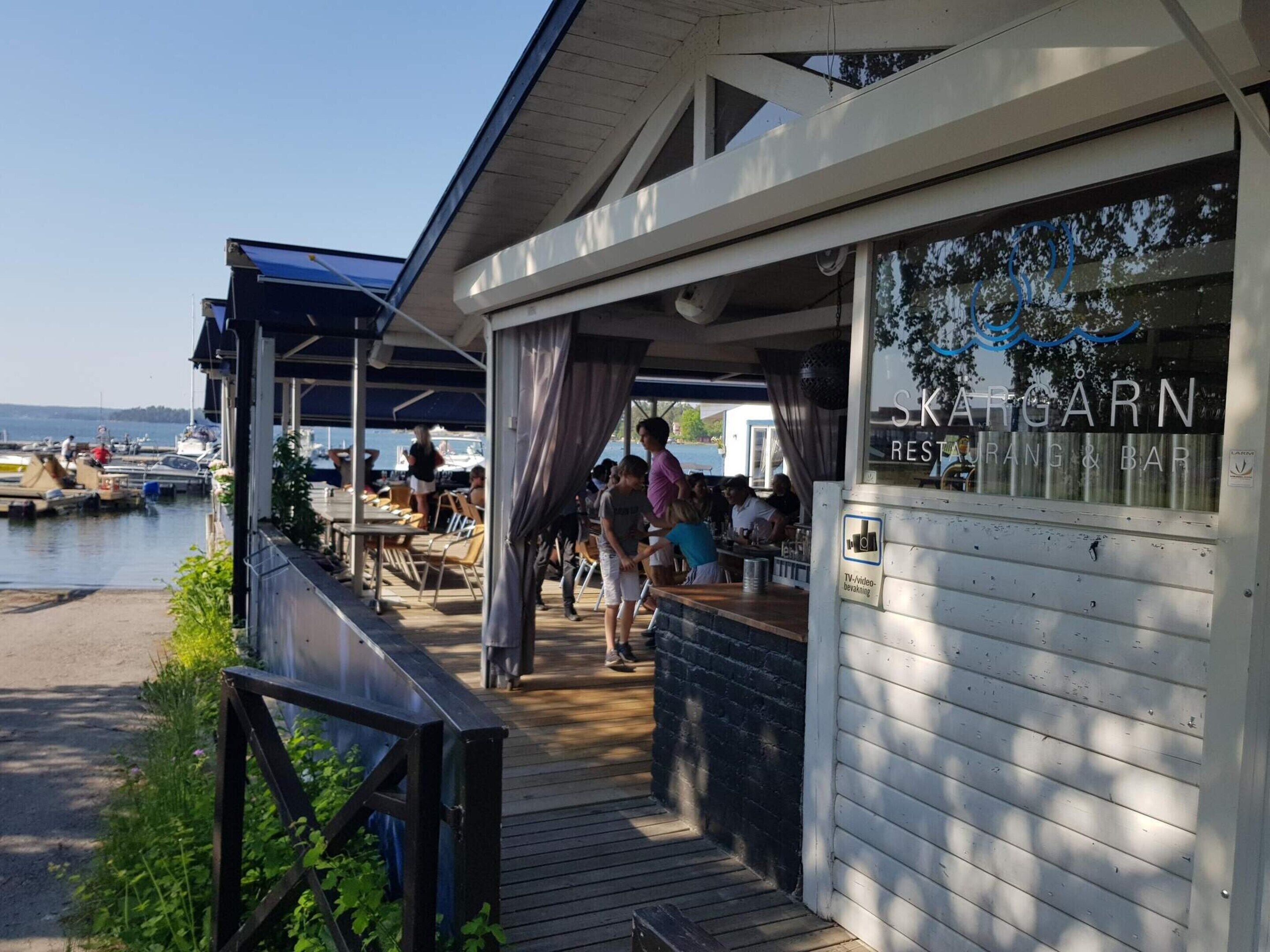 House | Outdoor dining