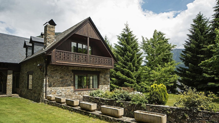 Chalet in Vielha Near Baqueira Ski Resort