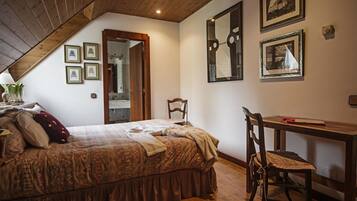 House | 4 bedrooms, bed sheets