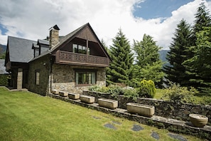 House | Bahagian luar