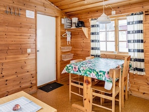 House | Dining