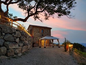 Villa | Exterior