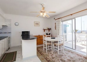 Apartamento | Cozinha privada | Fogão