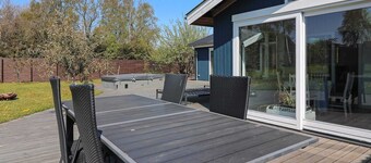 12 Person Holiday Home in Hadsund-by Traum