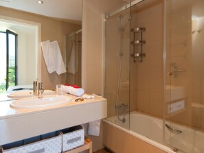 Bathroom - Villa in Salobre Golf With Private Pool (San Bartolomé de Tirajana)