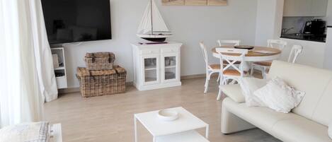 Apartment | Living room