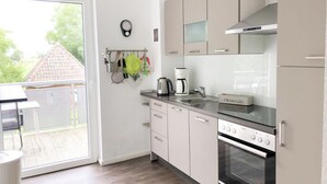 Leilighet | Eget kjøkken | Ovn, vannkoker og høy barnestol