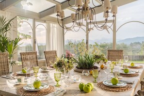 Dining - Villa Sunkiss: Luxury Farmhouse with Tuscan Flair at I Masi Winery (Montecarlo)
