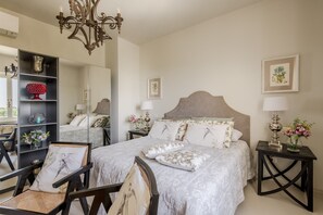 3 chambres, fer et planche à repasser, draps fournis