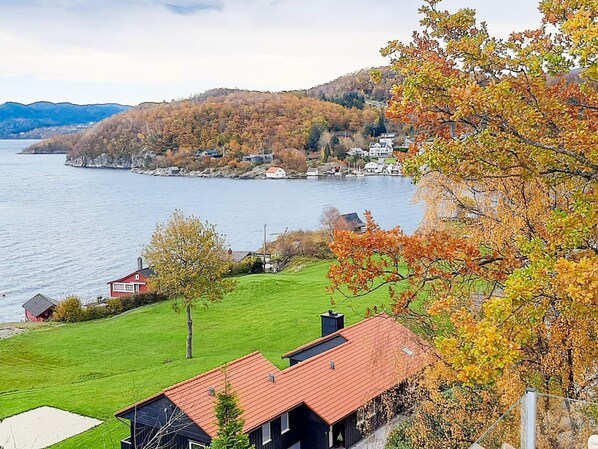 House | Water view - 8 Person Holiday Home in Tau-by Traum (Strand)