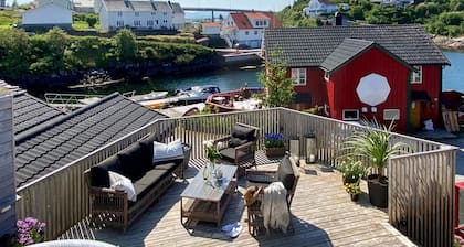8 Person Holiday Home in Averoy-by Traum