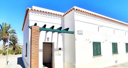 Belvilla by OYO Villa Cepillo I