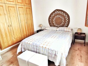 Hus | 3 sovrum, unika möbler och sängkläder