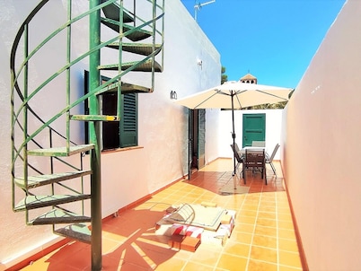 Belvilla by OYO Villa Cepillo I