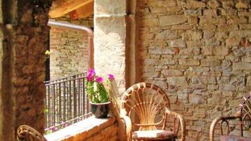 2 bedrooms, individually furnished