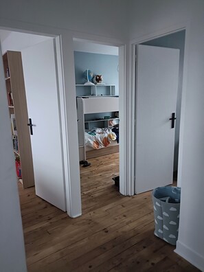 3 Schlafzimmer, Bügeleisen/Bügelbrett, WLAN, Bettwäsche