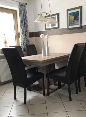 Dining - Holiday Apartment Resch (Perlesreut)