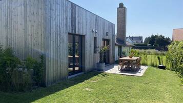 Villa | Outdoor dining