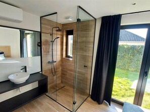 Villa | Bathroom - Luxurious Villa in a Residential Location (Koksijde)