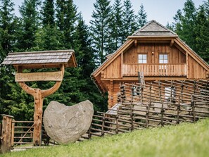 House | Exterior - Webertonihutte Modern Retreat (Bad Sankt Leonhard im Lavanttal)