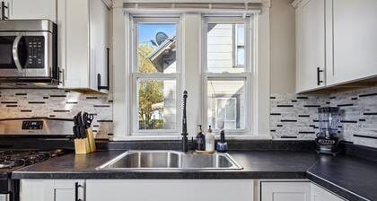 The Boutique at Midtown Central / Hot Tub / Pet Friendly