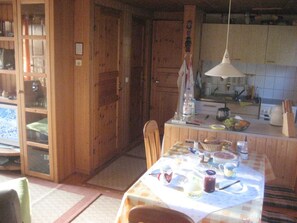 Dining - Holiday Home Monkfish House (Warin)