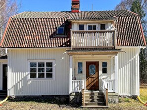 House | Exterior