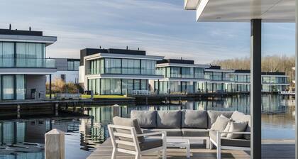 Villa With Private Pool on the Veerse Meer