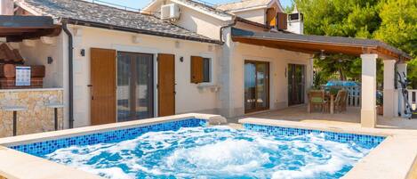 Villa | Property amenity