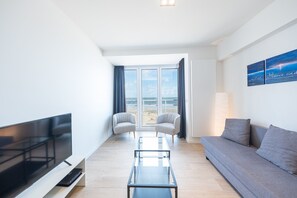 Apartment | Living area - Modern Apartment on the Seafront (Middelkerke)