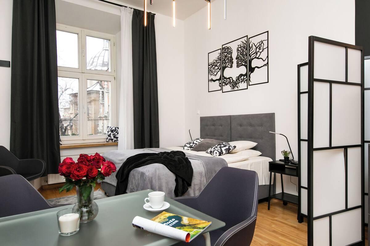 Design-Suite, Balkon, Stadtblick