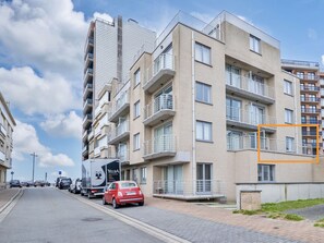 Apartment | Exterior - Quiet Apartment With Sunny Terrace (Middelkerke)