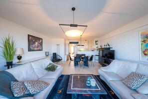 Apartment | Living room - Apartment on the 4th Floor With Garage (Middelkerke)