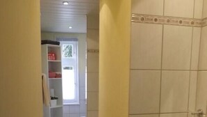 Ferienhaus | Badezimmer