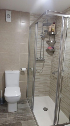 Apartment | Badezimmer | Handtücher