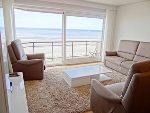 Apartment | Living room