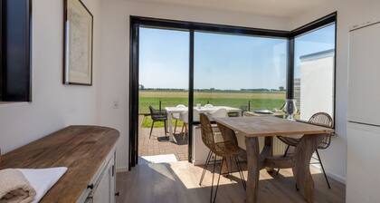 Bungalow in Sint Maartenszee Near Dunes