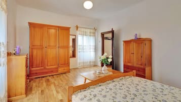 Ferienhaus | 2 Schlafzimmer, individuell eingerichtet, Bettwäsche
