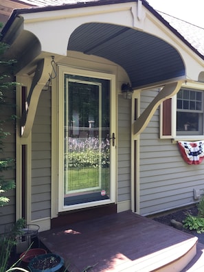 Exterior detail - This Saratoga Lake family friendly waterfront home has amazing sunsets! (Saratoga Springs)