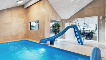 Maison | Piscine | Piscine couverte, piscine extérieure