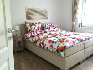 Hus | 2 soverom, individuelt innredet og strykejern/-brett