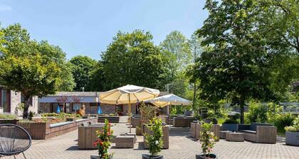 Holiday Home in Waxweiler With Pool Access