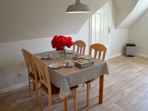 Dining - Holiday Apartment Bruhn (Midlum)
