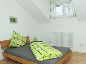 Apartment | 3 Schlafzimmer, individuell eingerichtet, Bügeleisen/Bügelbrett