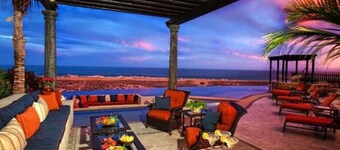 Novaispania Viceroy Luxury Villa, 4BR/5BTH, Spacious, Infinity Pool, Ocean Views