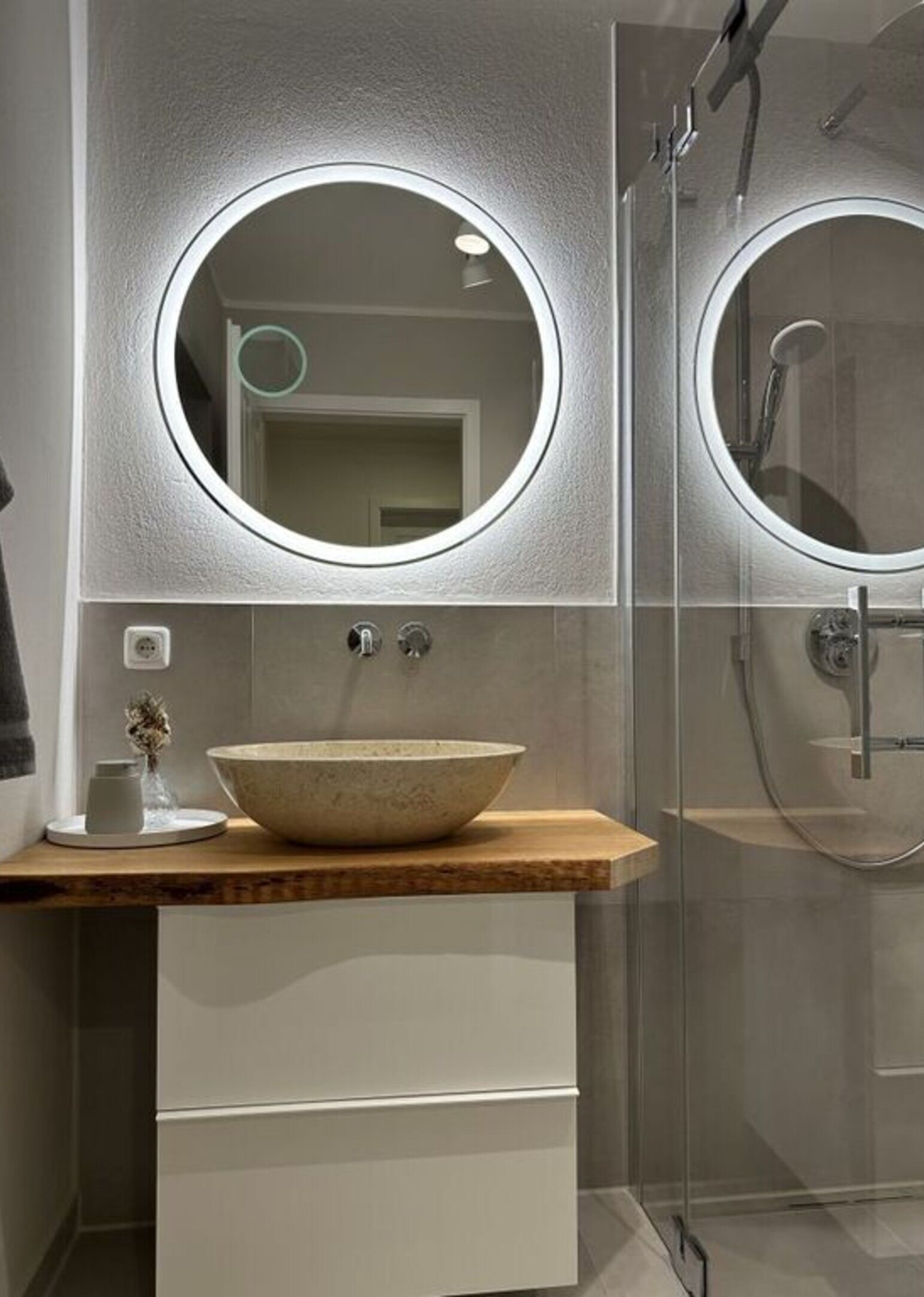 House | Bathroom