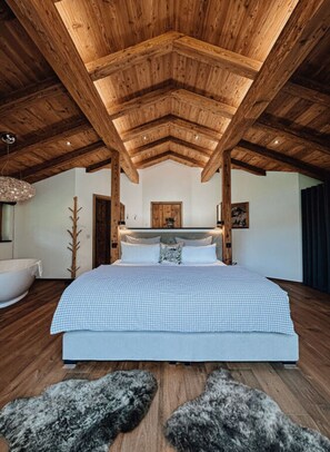 3 bedrooms, individually furnished, iron/ironing board - Chalet Alpin Comfortable Holiday Residence (Bayrischzell)