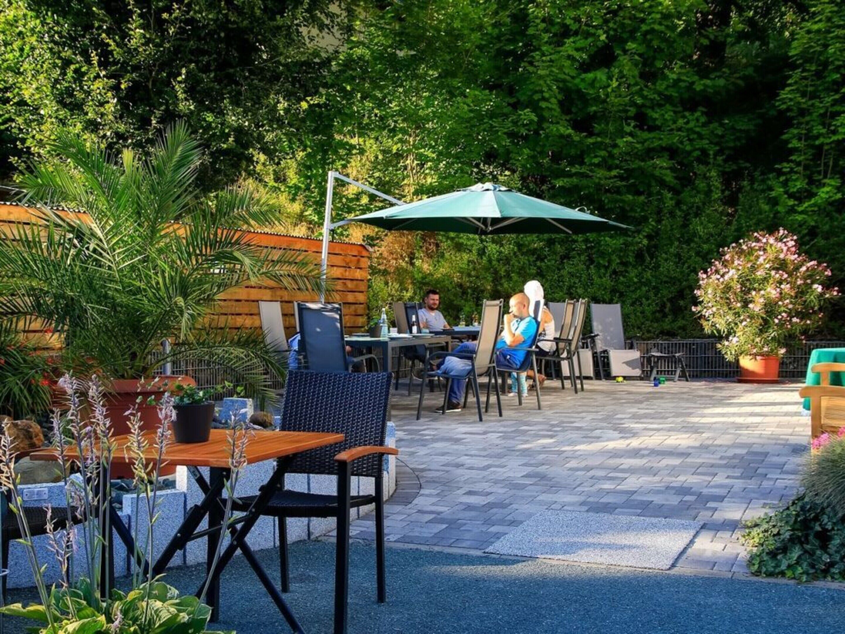 Tempat makan outdoor