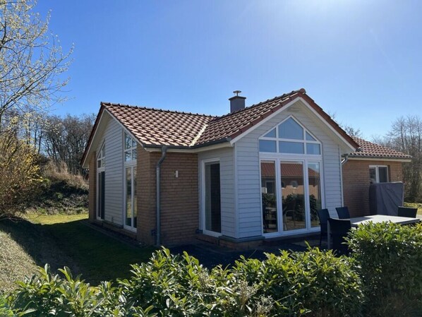 Exterior - Northern Light House (Kosel)