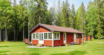 5 Person Holiday Home in Grisslehamn-by Traum